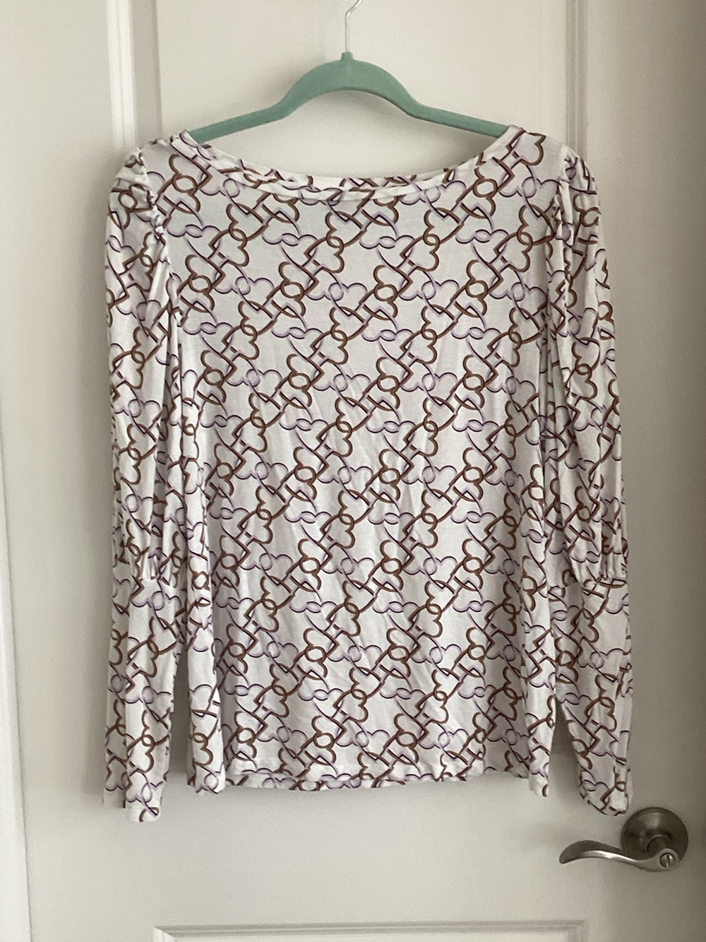 Ann Taylor Factory Cream Long-Sleeve Top with Brown Chain-Link Print